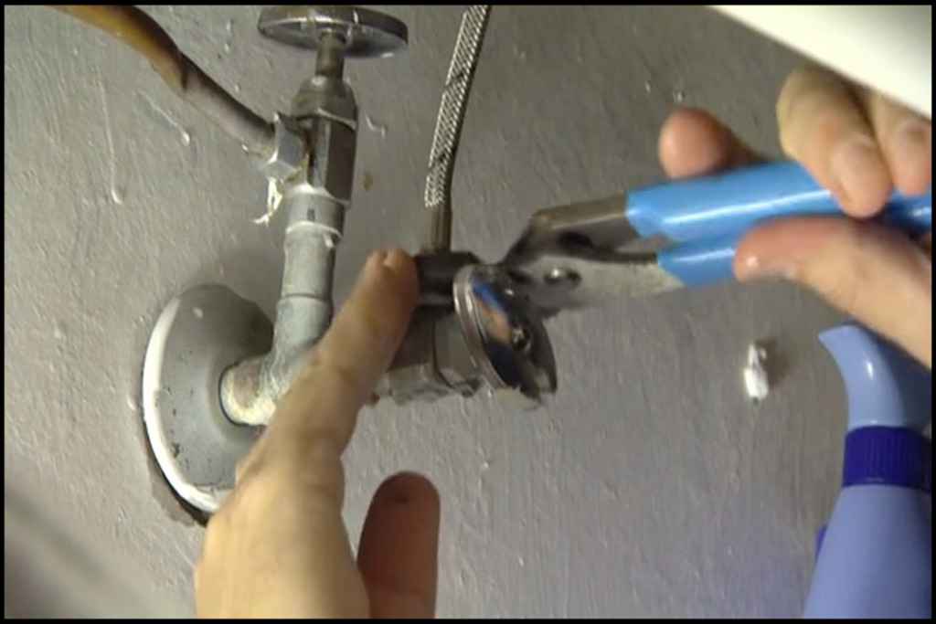 How To Fix Kitchen Faucet